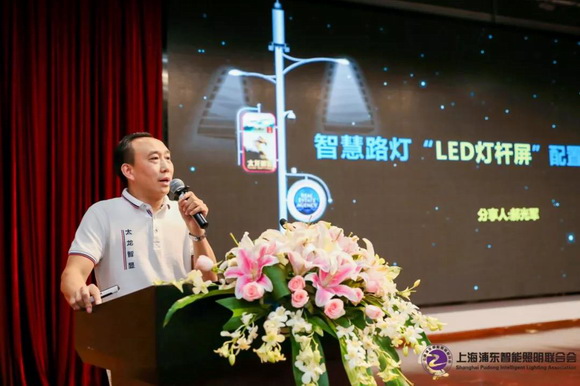 2_resize.jpg 2_resize.jpg