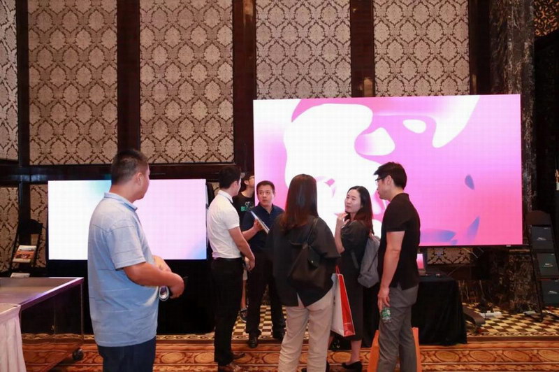 14_resize.jpg 14_resize.jpg