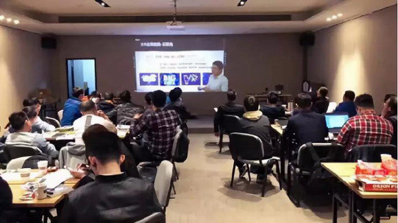 2_resize.jpg 2_resize.jpg