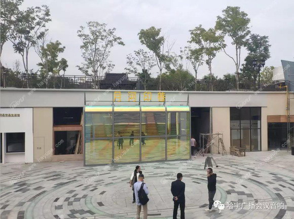 2_resize.jpg 2_resize.jpg