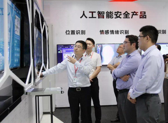 3_resize.jpg 3_resize.jpg