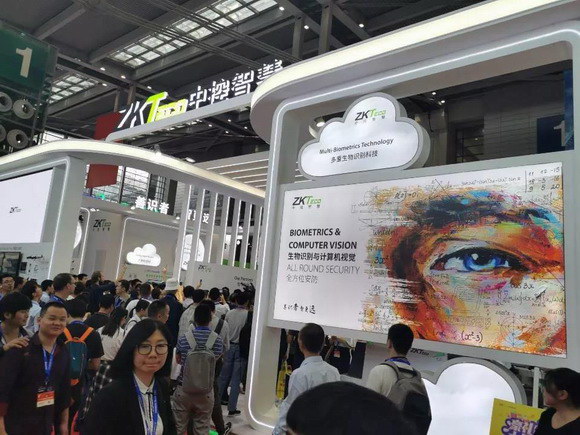 2_resize.jpg 2_resize.jpg